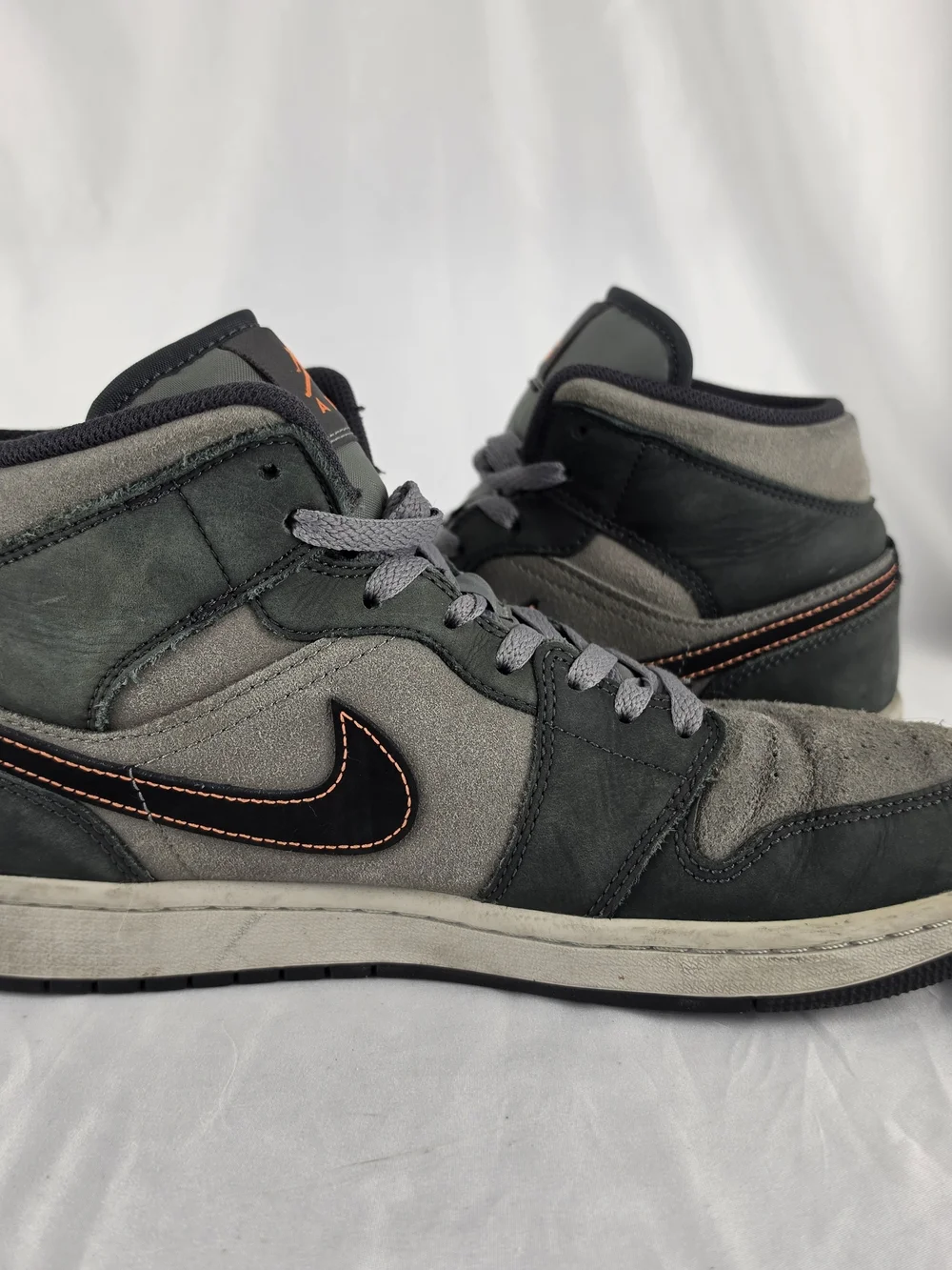 Nike Air Jordan 1 SE Mid Night Stadium Black FQ8338-017 Men’s Size 10